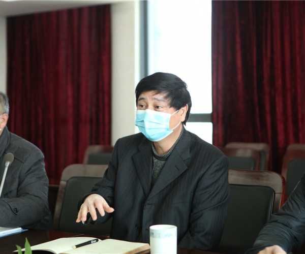 嘉兴市政协副主席马玉华来立博Ladbrokes丝绸集团调研工作